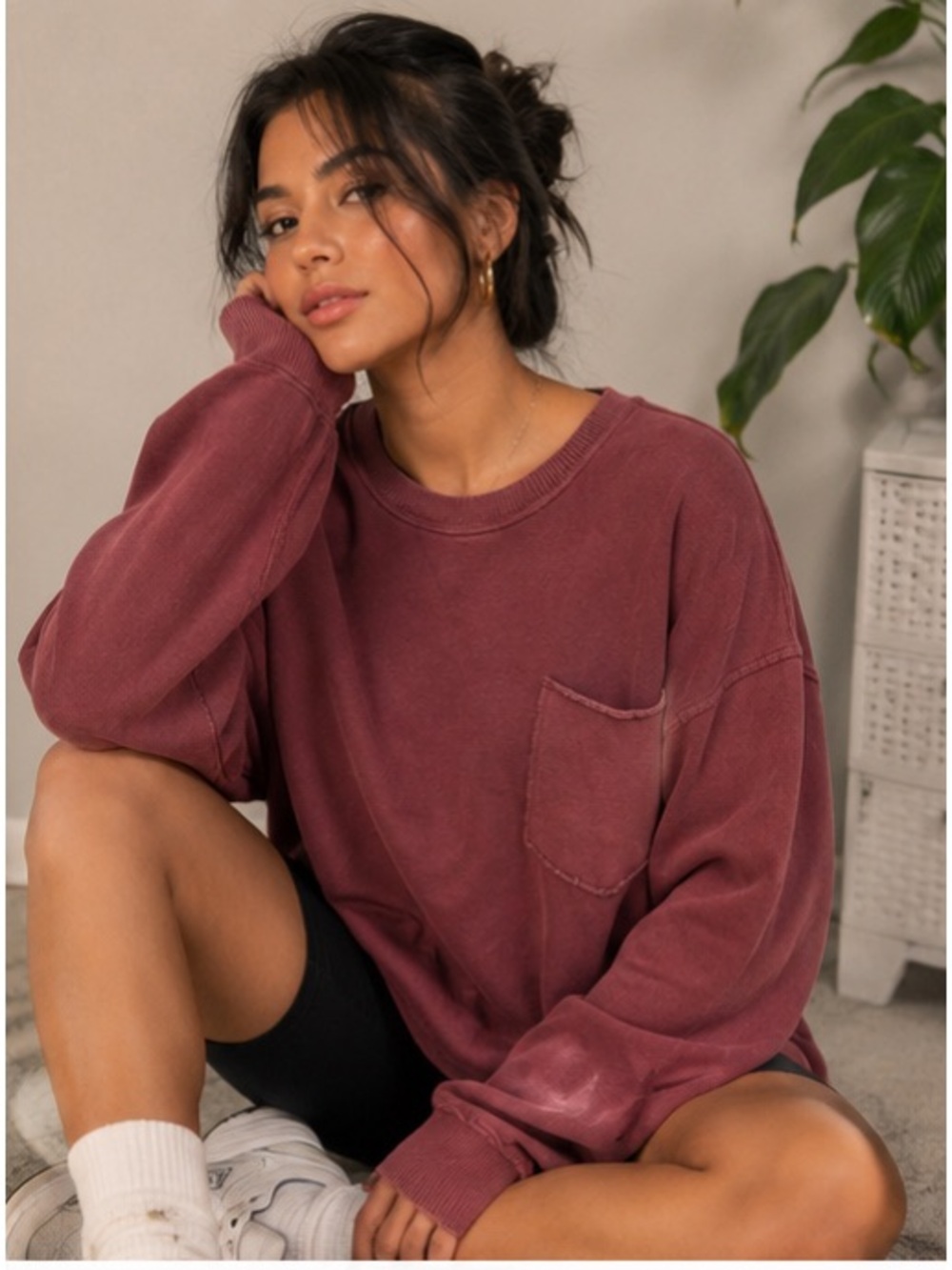Aerie Burgundy Oversized Pocket Crewneck Sweatshirt Women M Washed Fleece Cozy